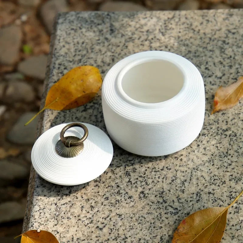 Minimalist Keepsake Memorial Urn